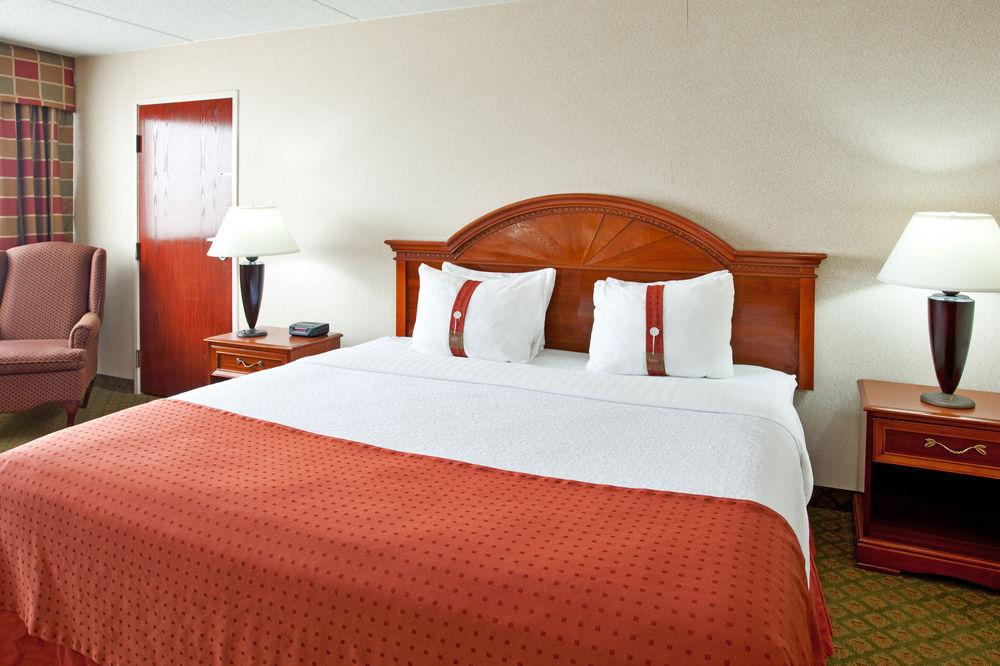 Delta Hotels By Marriott Muskegon Convention Center Εξωτερικό φωτογραφία