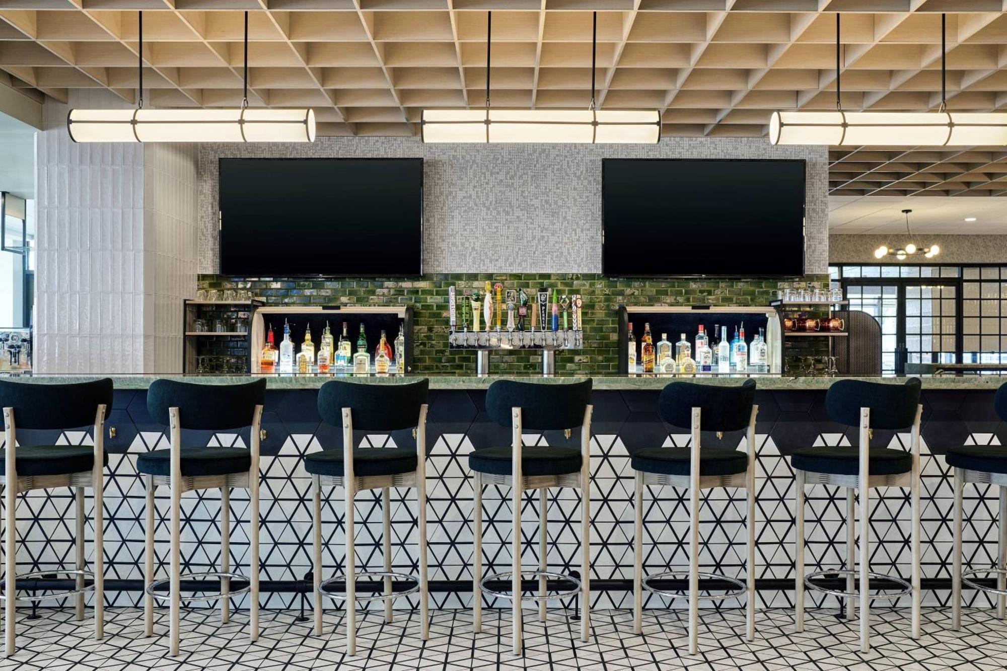 Delta Hotels By Marriott Muskegon Convention Center Εξωτερικό φωτογραφία