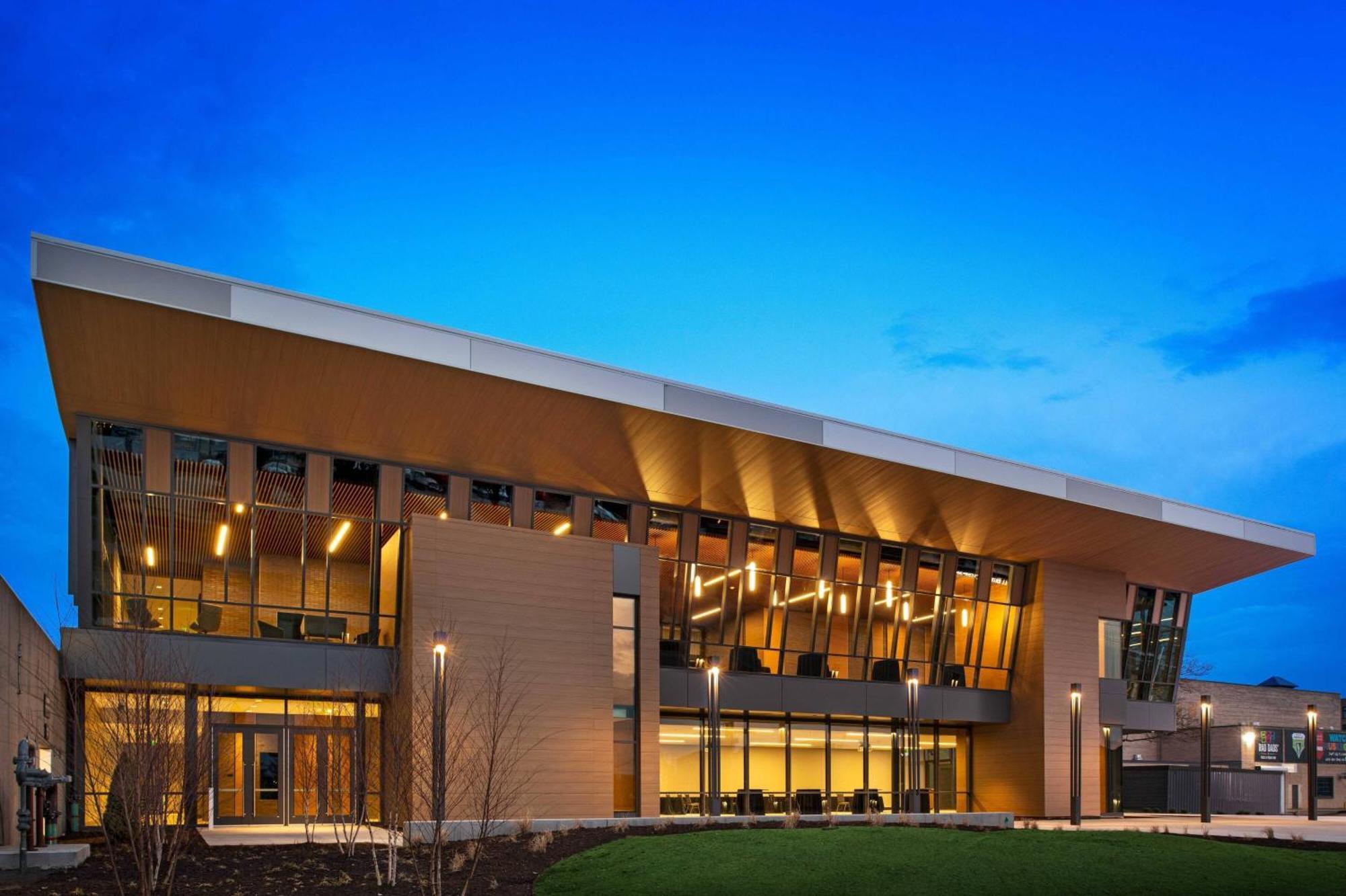 Delta Hotels By Marriott Muskegon Convention Center Εξωτερικό φωτογραφία