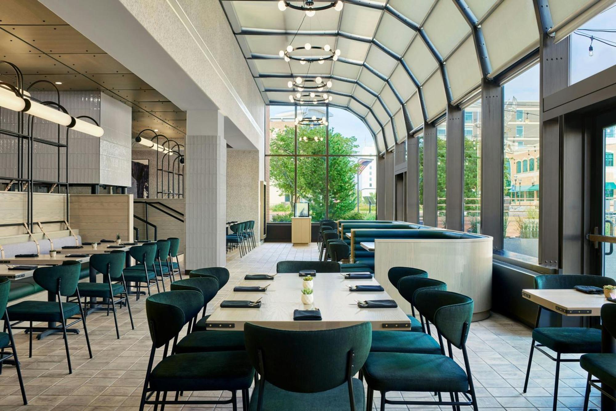 Delta Hotels By Marriott Muskegon Convention Center Εξωτερικό φωτογραφία
