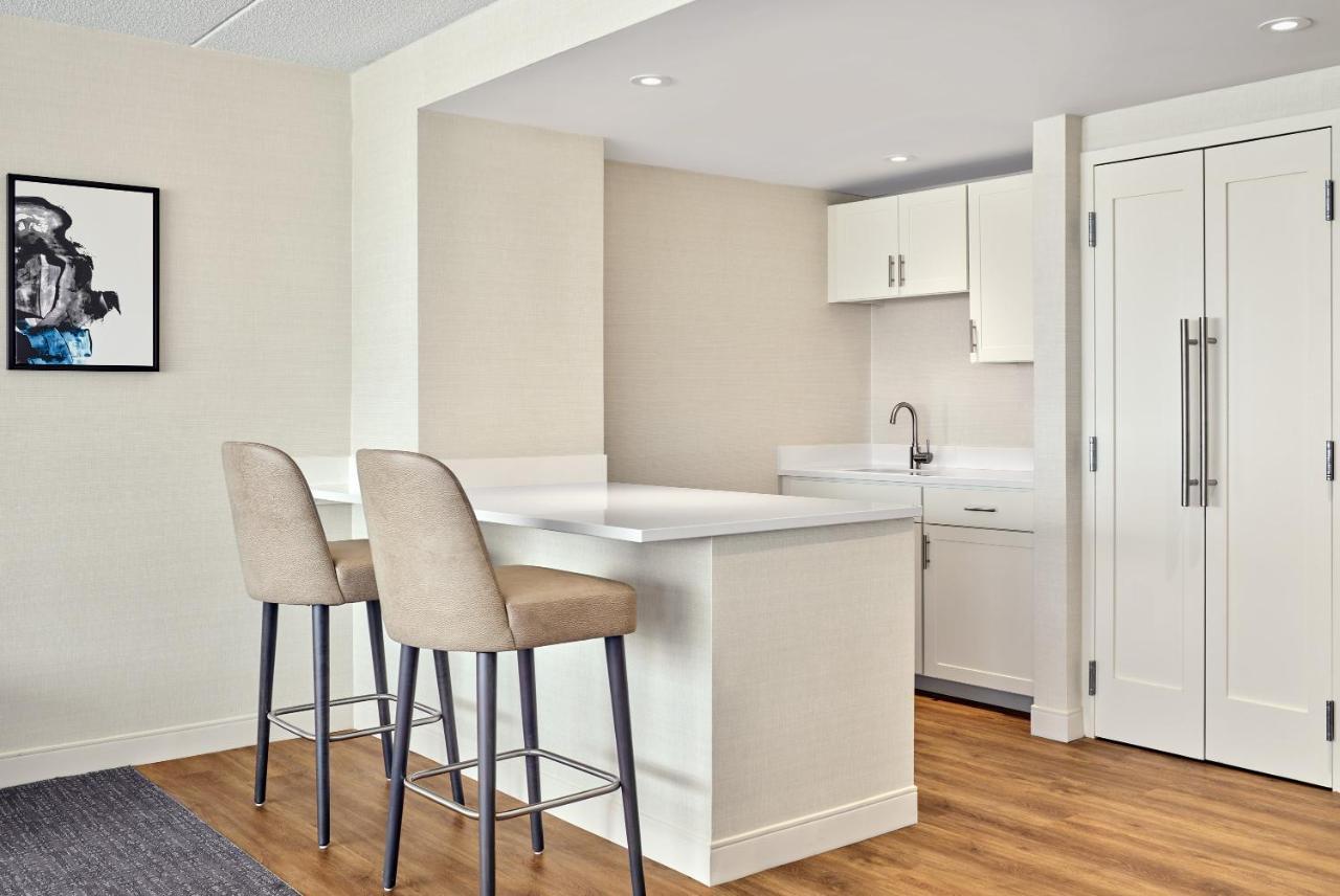 Delta Hotels By Marriott Muskegon Convention Center Εξωτερικό φωτογραφία